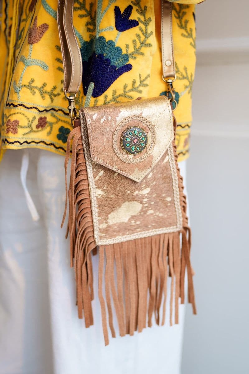 Bolso BUCKLE MOVIL GOLD, pieza hecha a mano de Diosa Soul