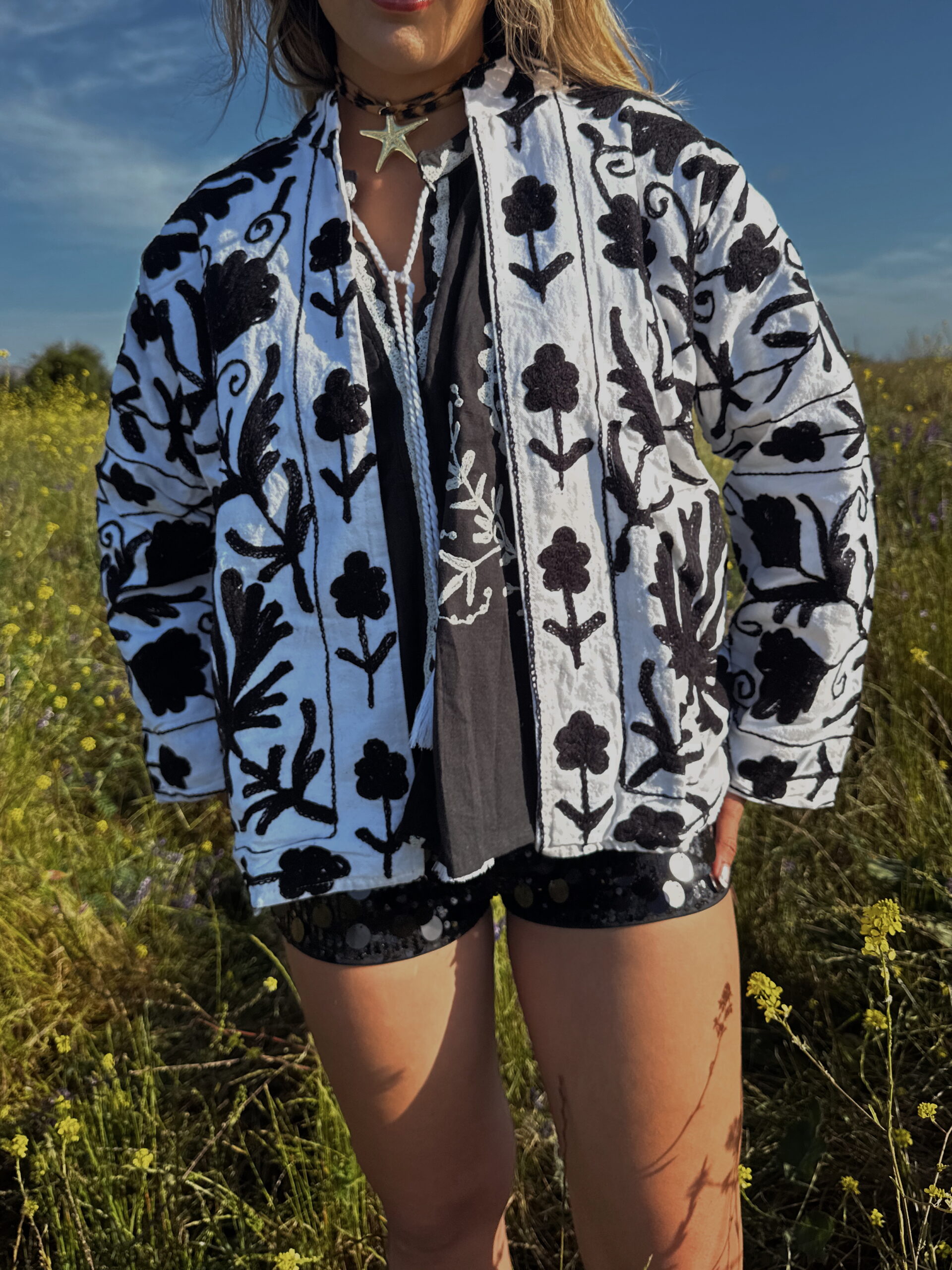 Edited in Tezza with: Recortar, Cocoa, Brillo, & ExposiciĂłn