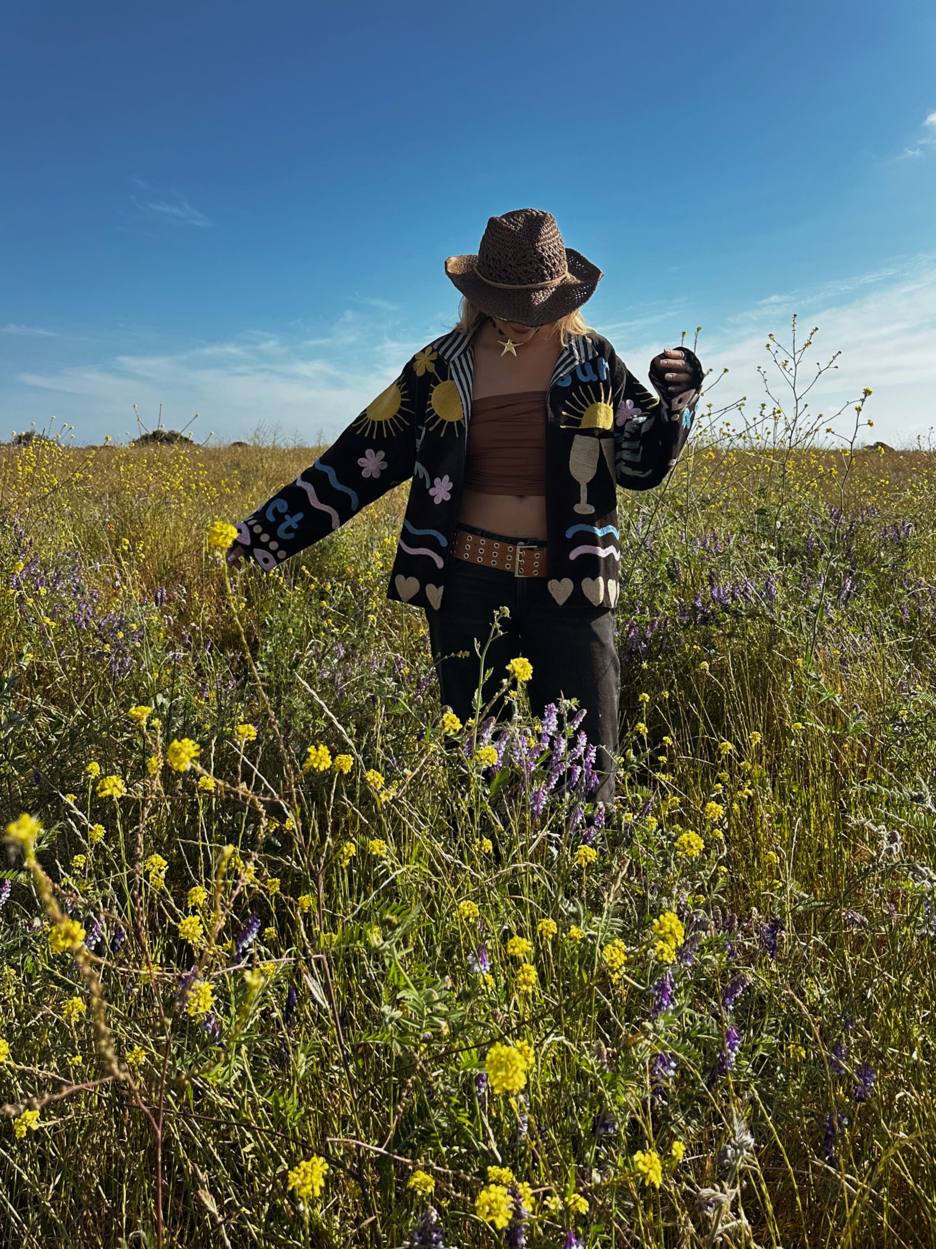 Edited in Tezza with: BUTTER & Recortar